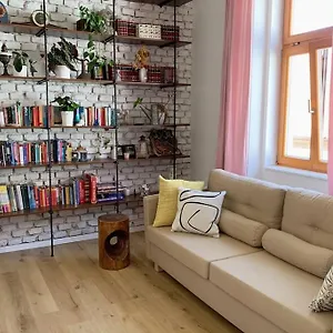  Apartment Simona's Old Town / Free Parking